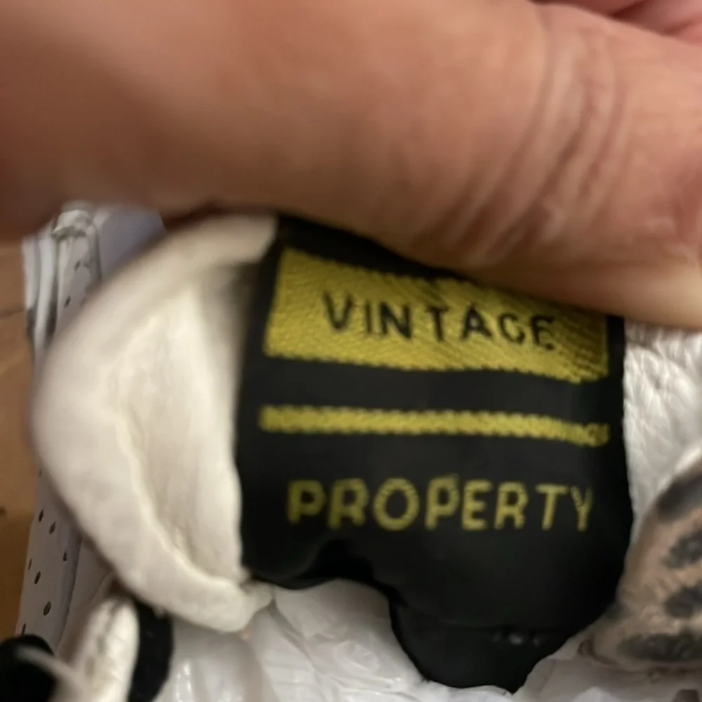 Vintage Havana White Leather Sneaker Leopard Print Gold Sides Black Laces sz 8
